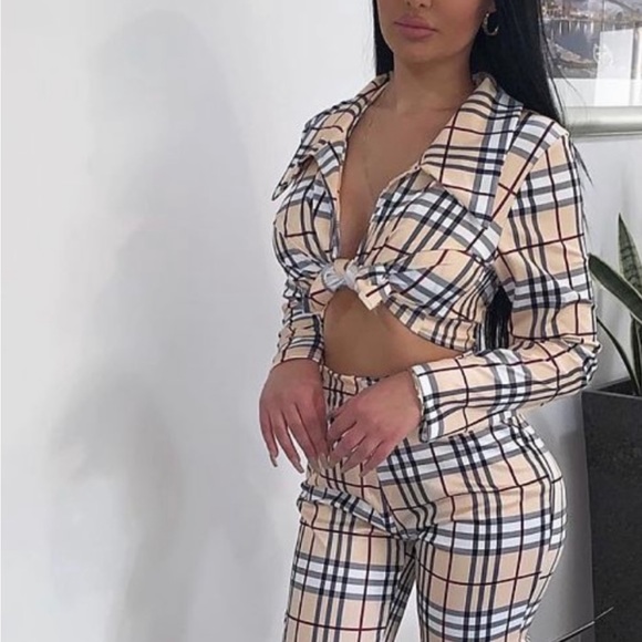 Women’s cross, print, tan black, and red outfit - Picture 2 of 2